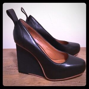 Black Leather Wedge Pumps - Women's Classic Wedge Heel